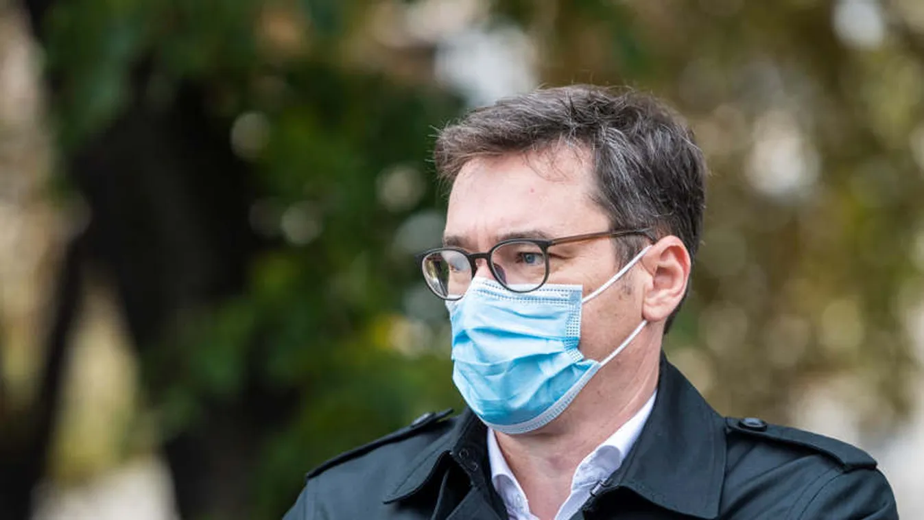 Két éve kormányzati támogatással újult meg a Karácsony kampányfilmjében szereplő községháza