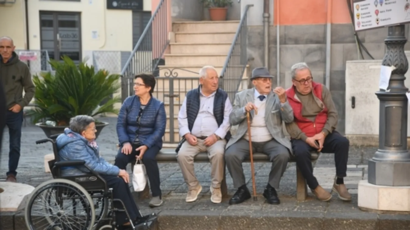 Több nyolcvan évnél idősebb ember él Olaszországban, mint tíz év alatti gyerek