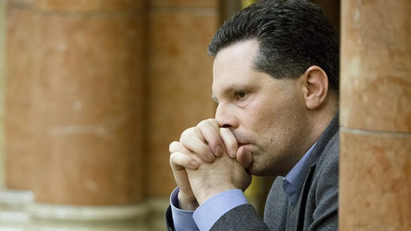 Schiffer: Elvtelen Bíró jelölése