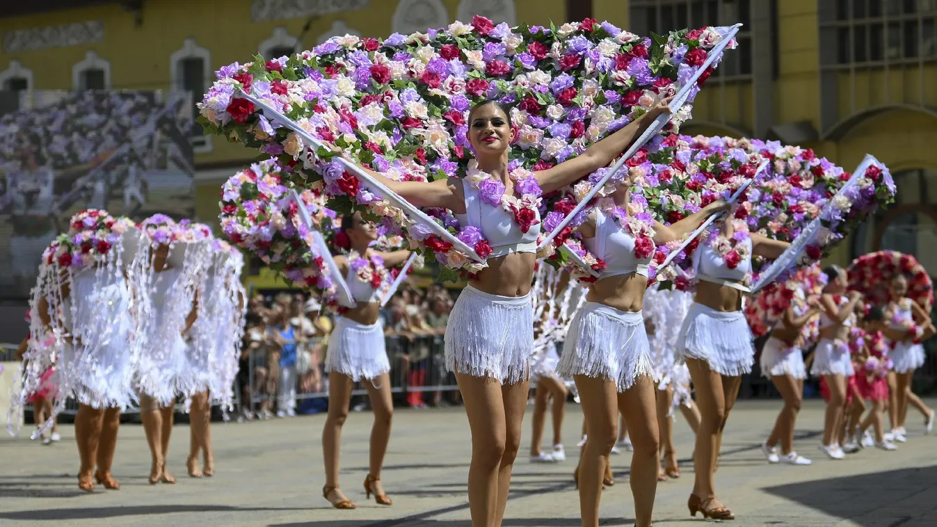 Debrecenben a hagyományokhoz híven idén is megrendezték a Virágkarnevált + videó