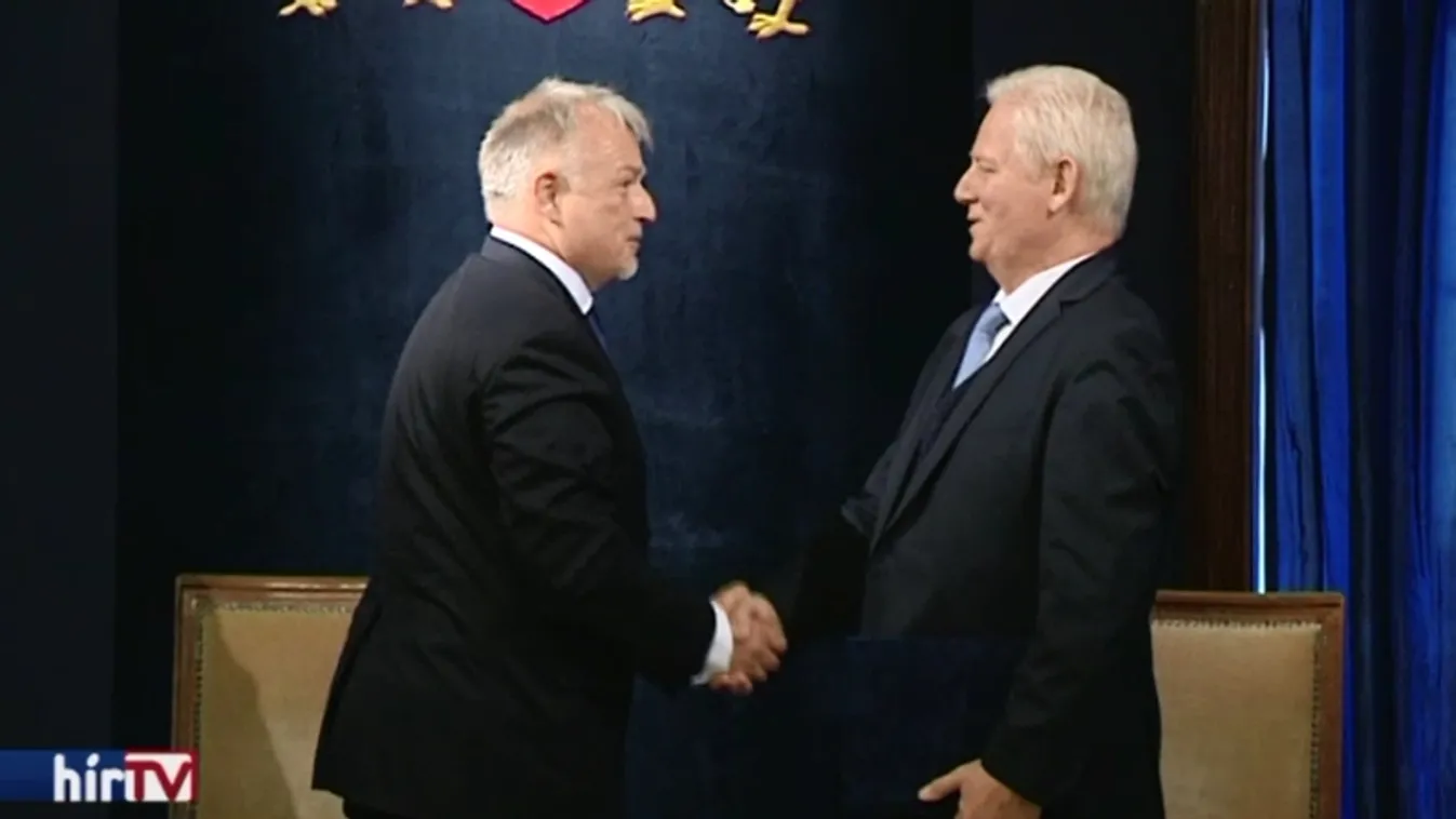 Egy ütemben újíthatják fel a Lánchídat, a Budai Váralagutat és a Clark Ádám teret