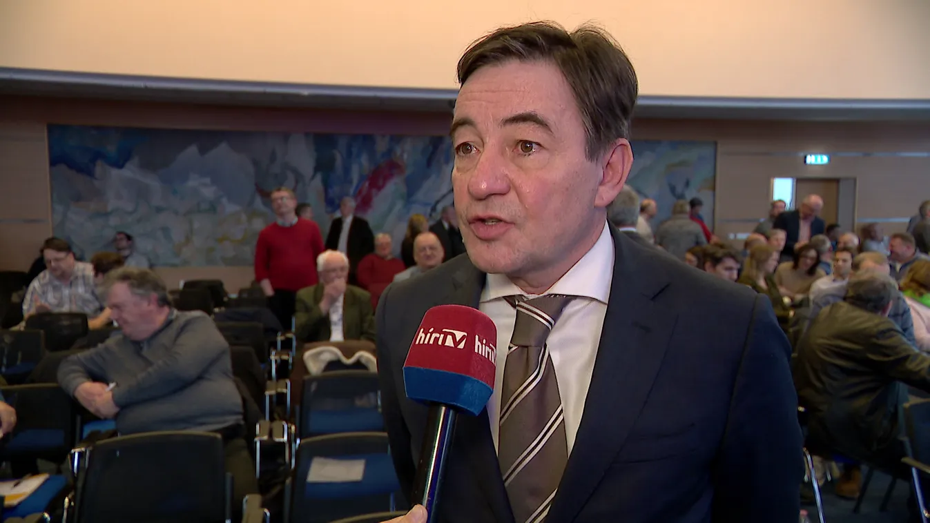 A jogerősen elítélt bűnöző, Czeglédy Csaba üzlettársa próbálta meg elfoglalni a Sakkszövetséget