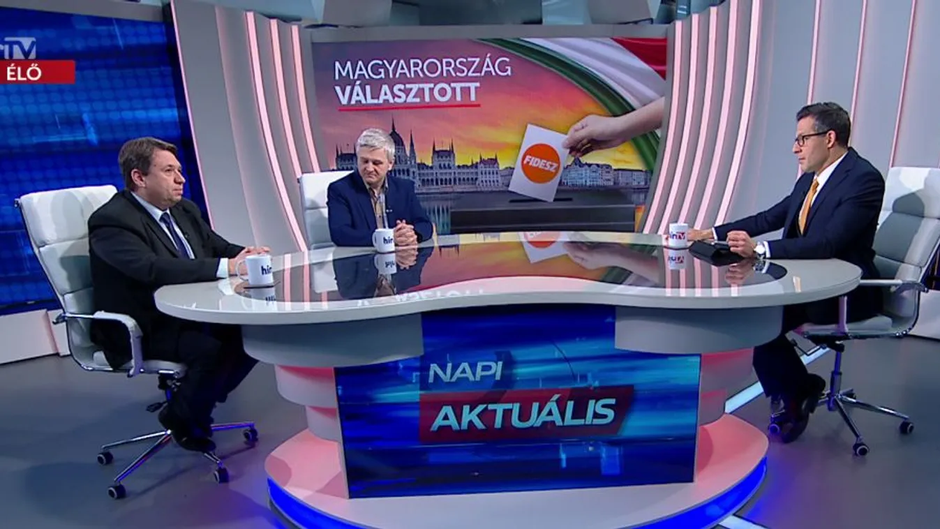Elemzők a Fidesz-KDNP történelmi győzelméről