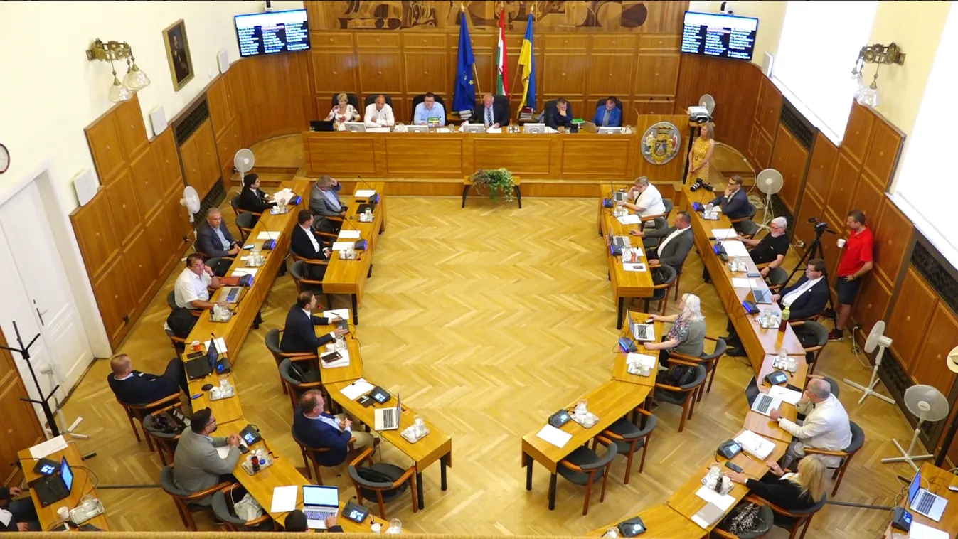 Hivatali visszaélés miatt nyomozást indított a rendőrség a Pécsi Polgármesteri Hivatalnál