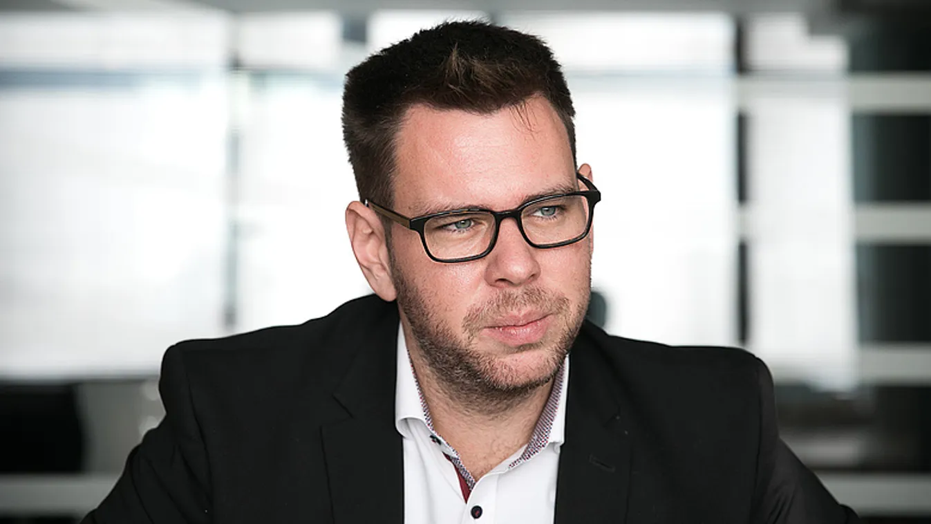 Vitézy: Politikai ok lehet annak a hátterében, hogy nem járnak a CAF-villamosok