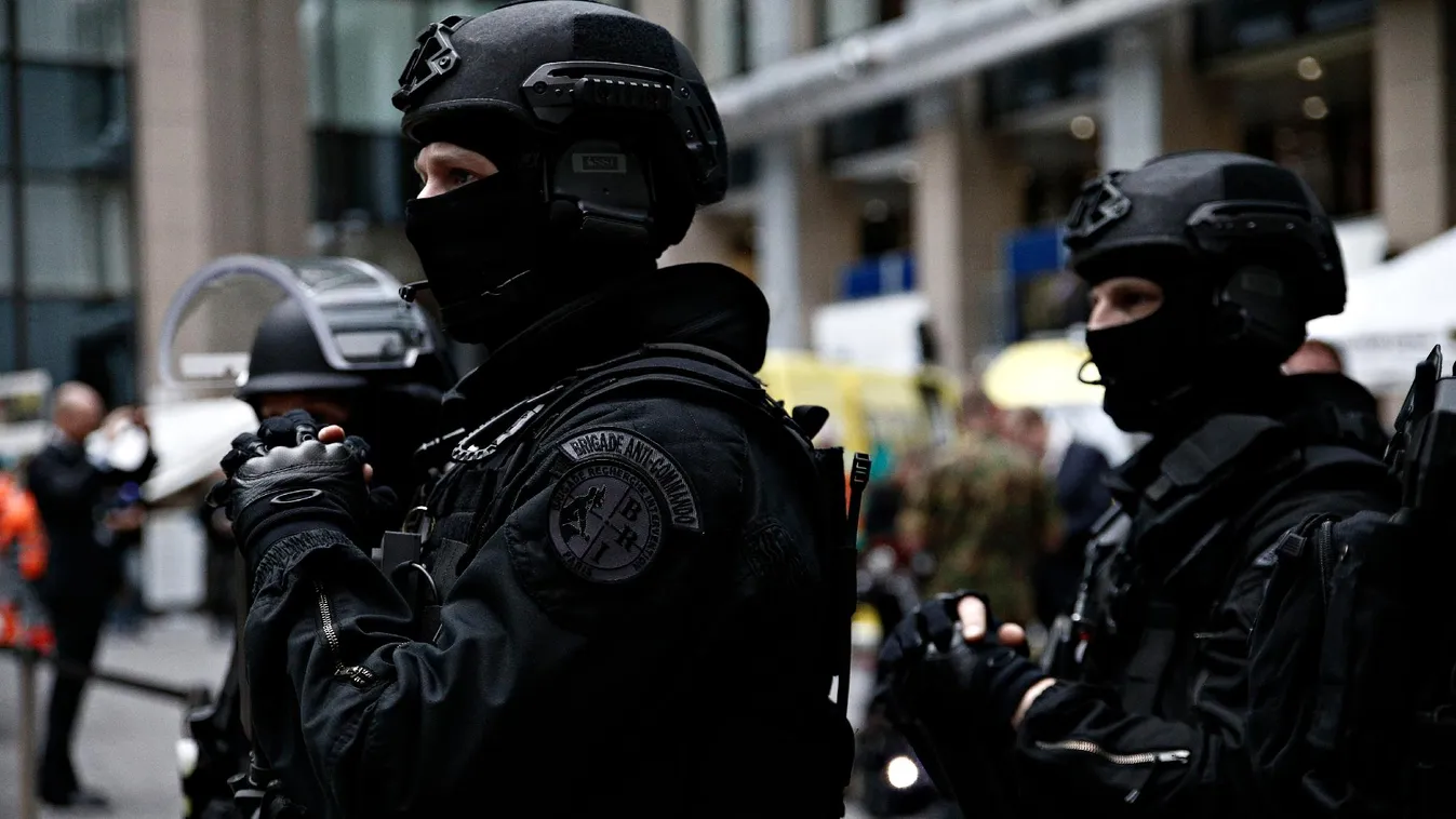 Merényletre készülő radikalizálódott fiatalokat tartóztattak le