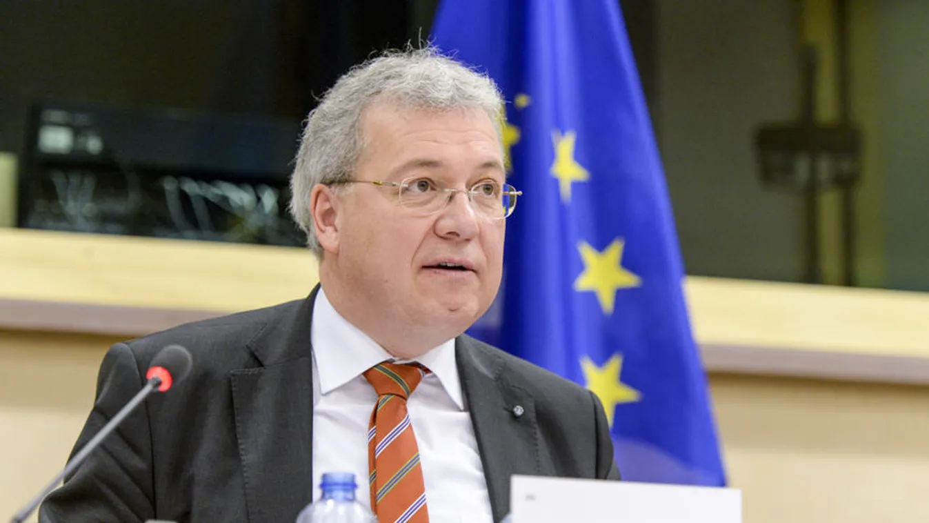 Ferber: Orbán miatt feszült a hangulat a Néppártban