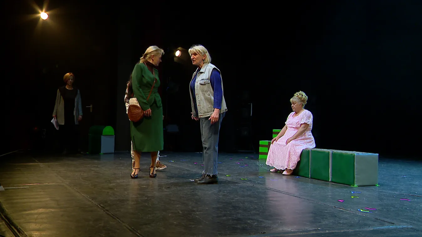 Radar - Oszvald Marika újra a színpadon