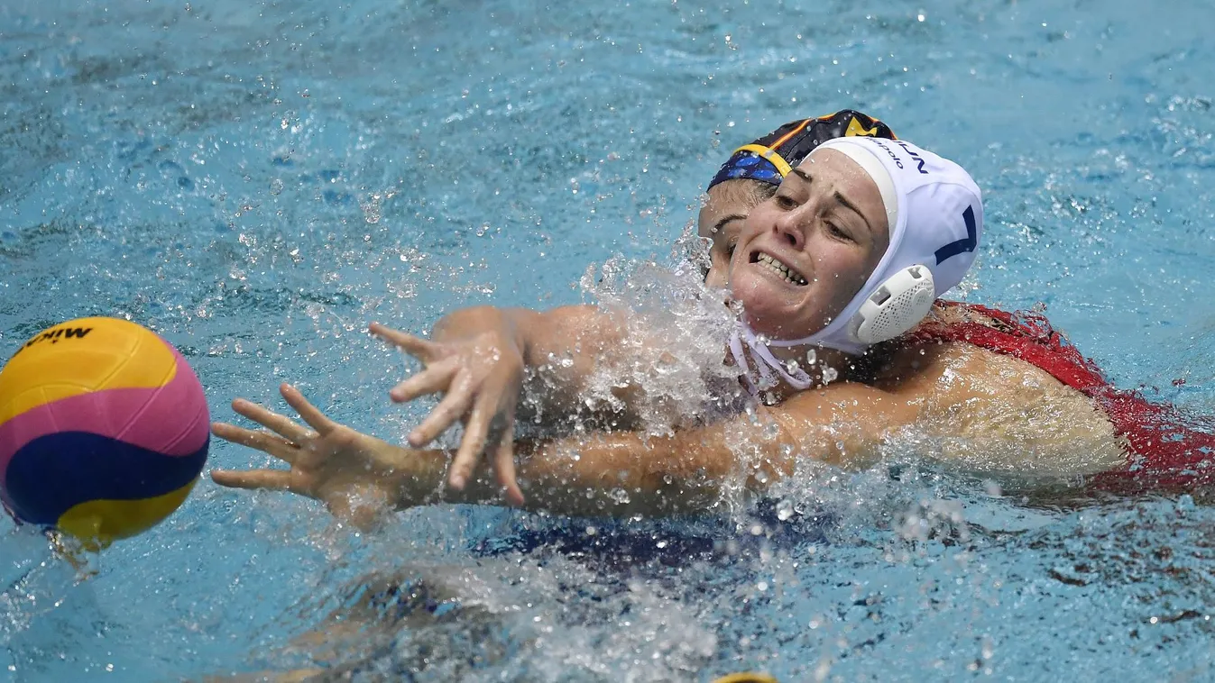 Ötméteresekkel kapott ki a női pólóválogatott