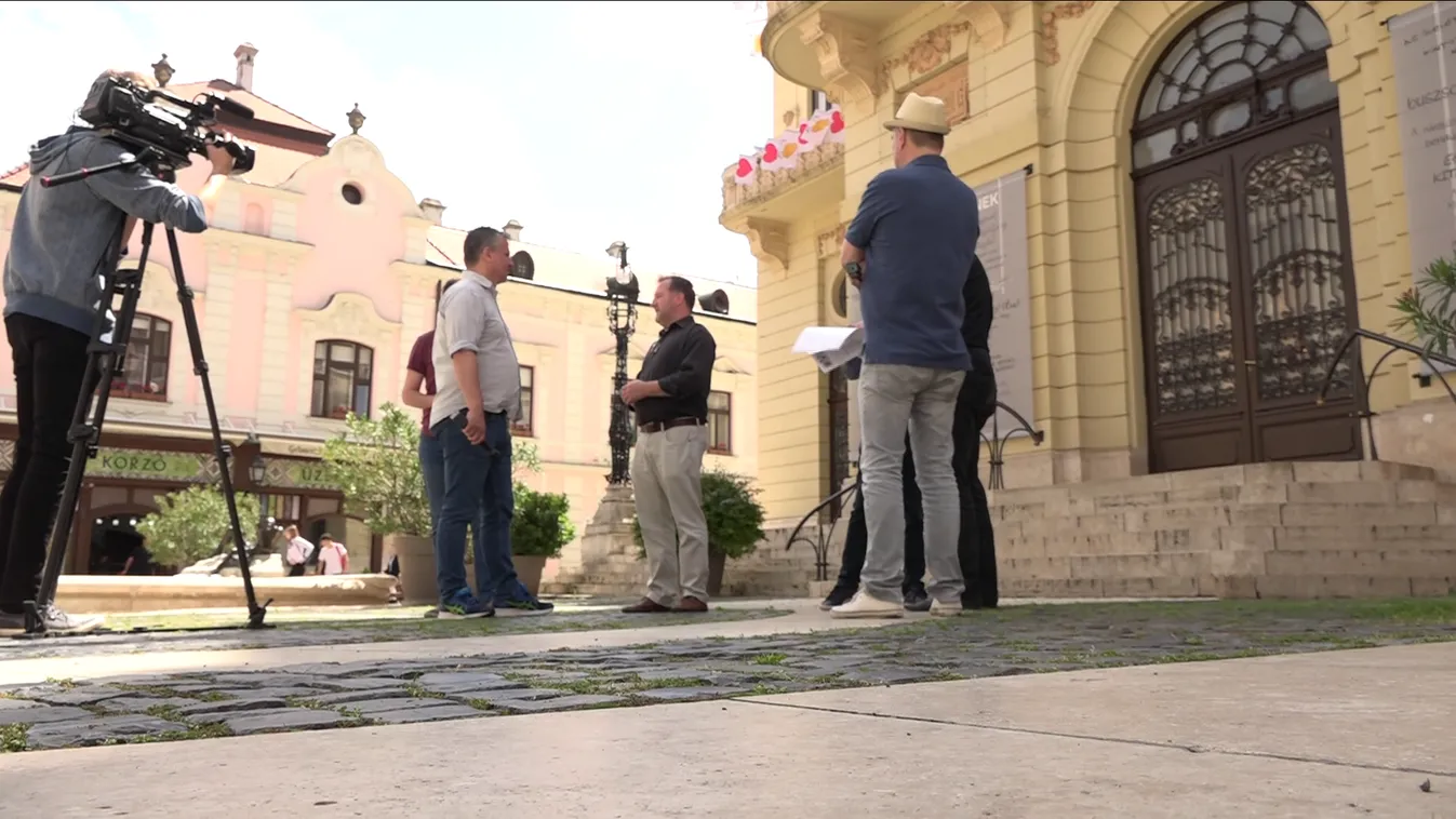 Veszélyben a repertoár a Pécsi Nemzeti Színházban