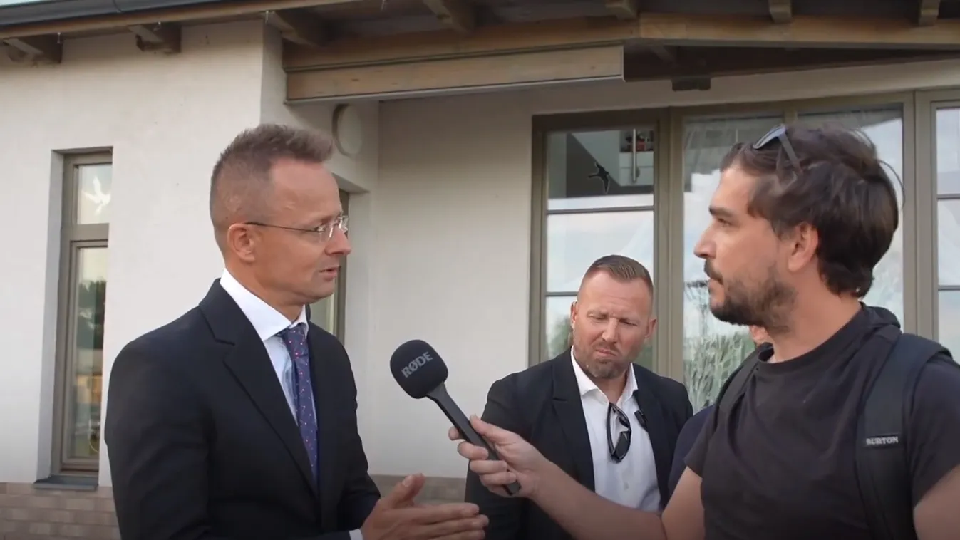 Szijjártó Péter nyilvánosságra hozta a vágatlan 444-es interjút + videó