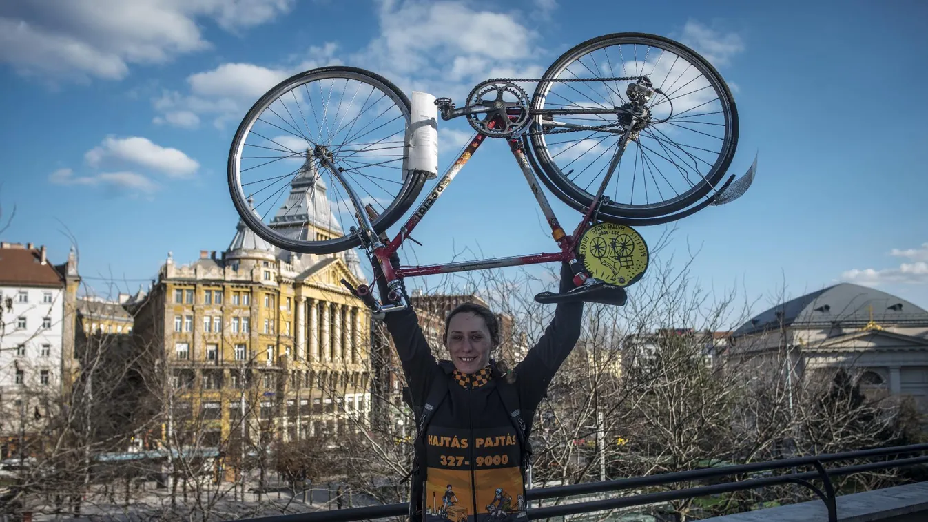 Biciklisek kontra autósok – Reggeli járat