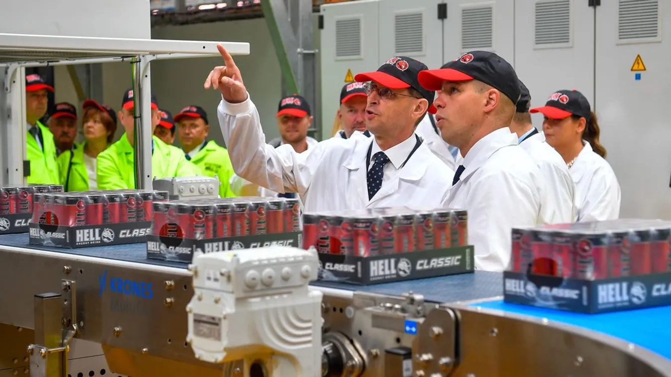 Varga Mihály: A kormány az adók csökkentésével is a magyar vállalkozásokat erősíti