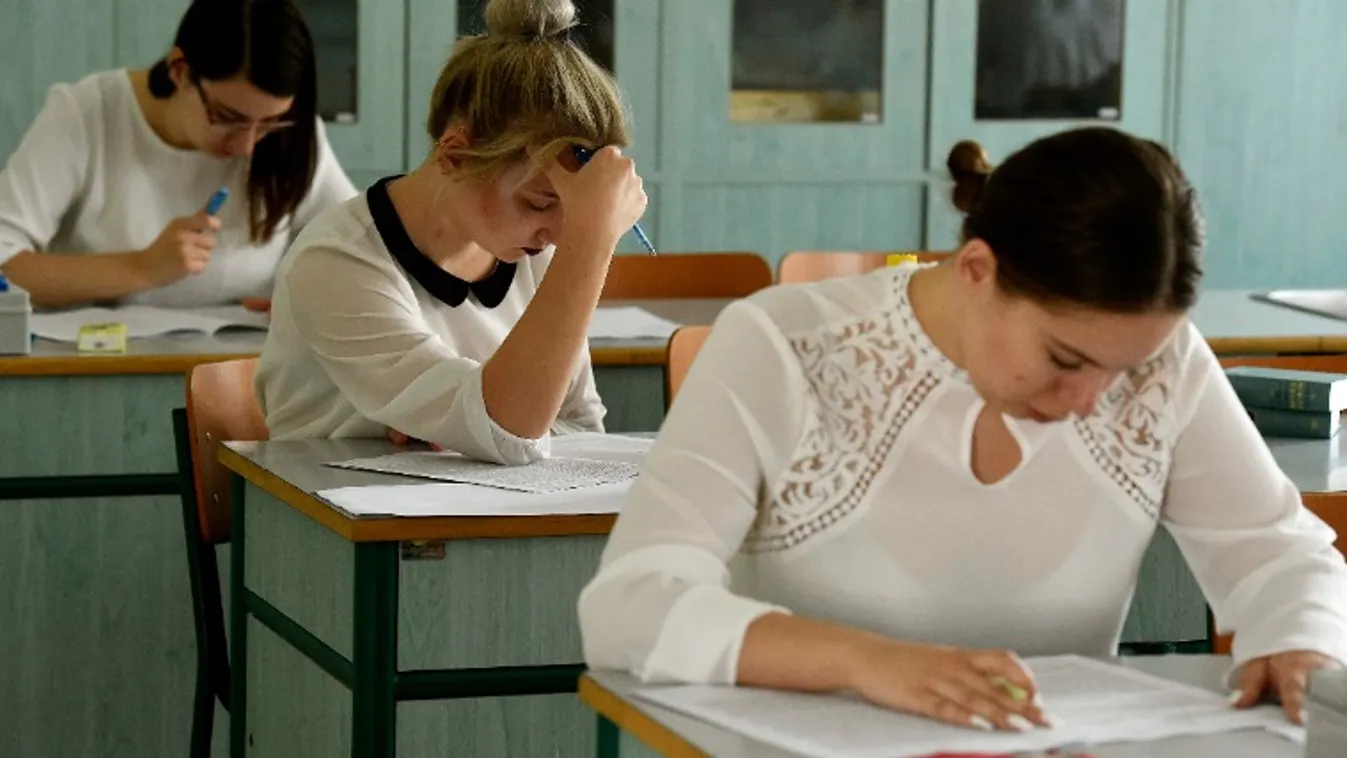 Emmi: Nem érettségiztethet a Szinyei Merse Pál Gimnázium a következő tanévben