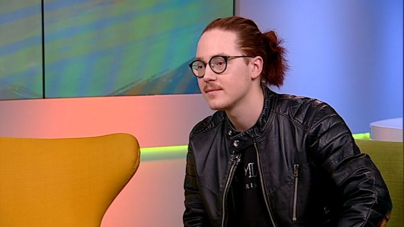 Zävodi hangol Nicki Minaj előtt