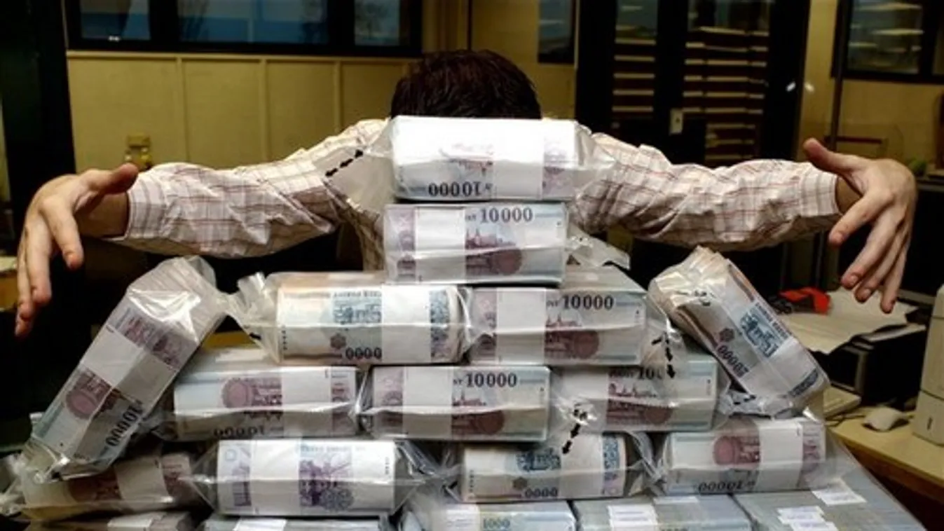 Adócsalókat segített, megbukott Soros megbízható brüsszeli embere