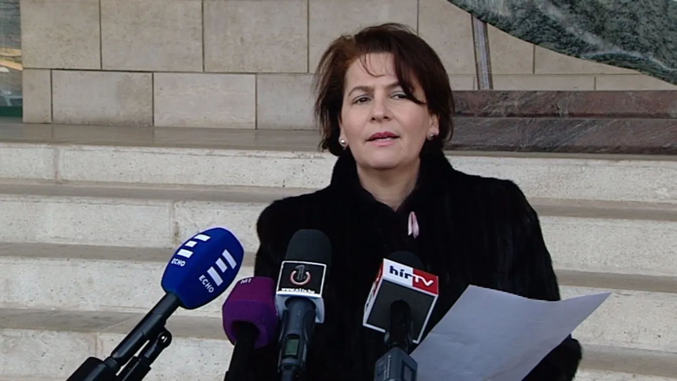 Jobbik: A szülő is részesülhetne gyermeke adójából