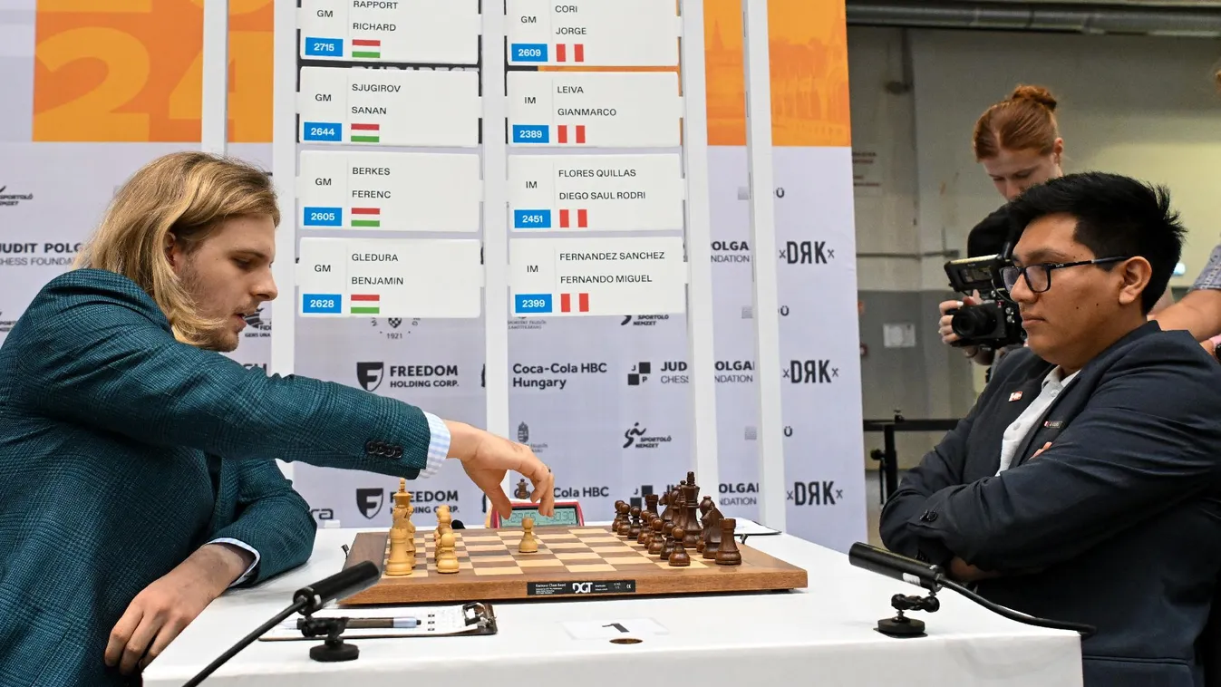 Tovább menetelt a siker felé a magyar sakkcsapat