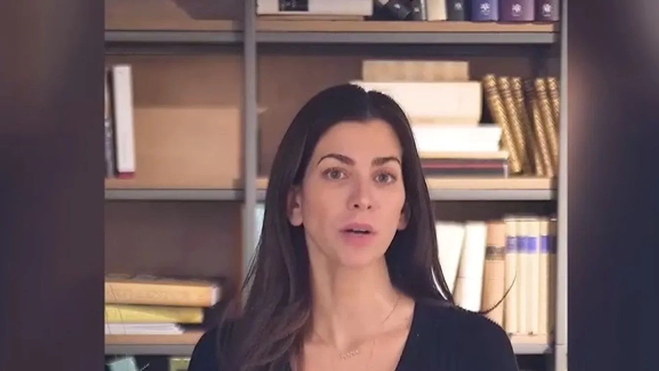 Szentkirályi Alexandra szerint Vitézy Dávid az oldalait használja a munkájához + videó