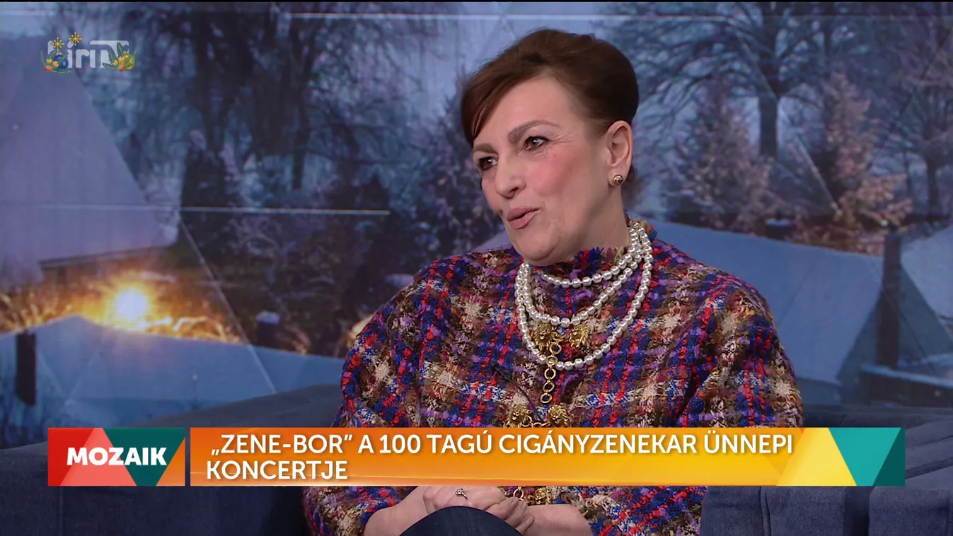 Mozaik: A 100 tagú cigányzenekar ünnepi koncertje