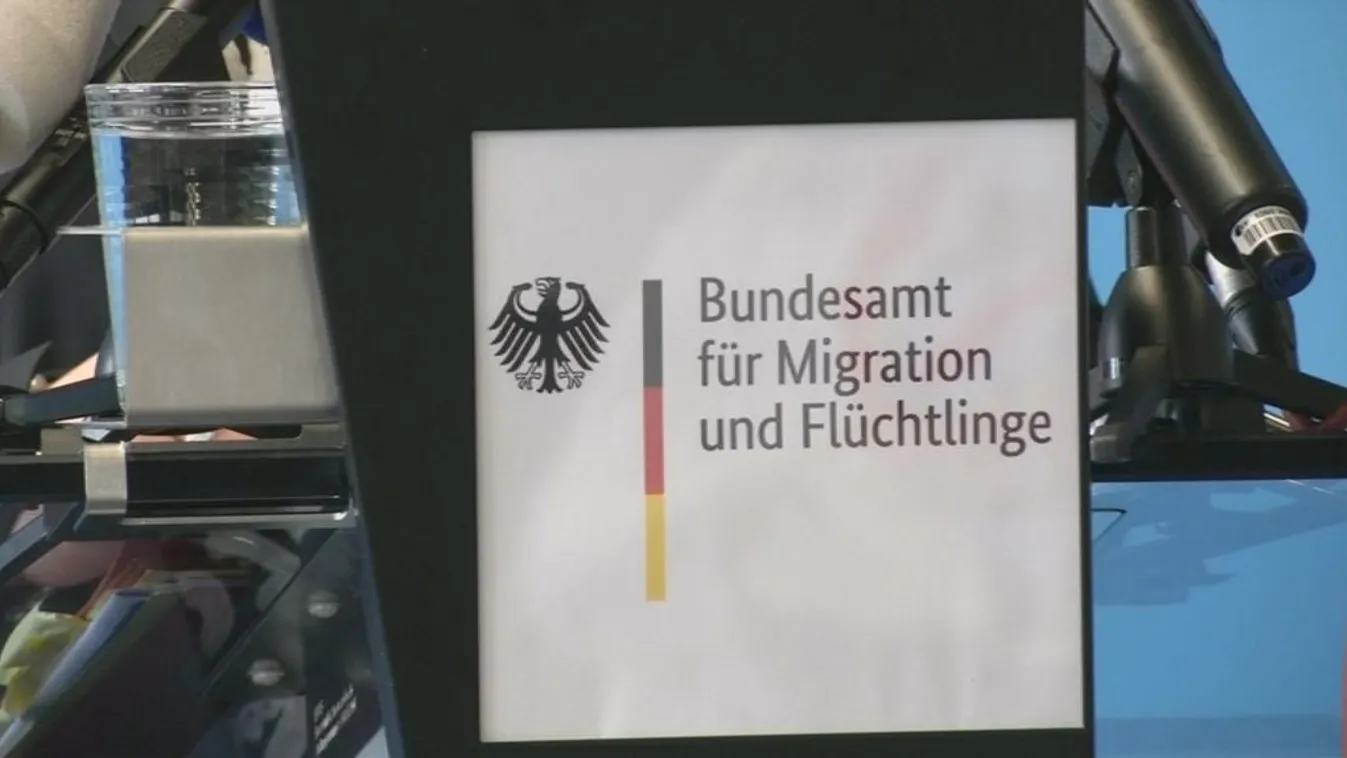 Eltűnnek a menedékkérők kitoloncoláskor, a miniszter belebukhat a botrányba