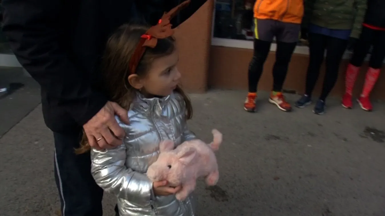 Zebrafutás, malacfarok érintéssel