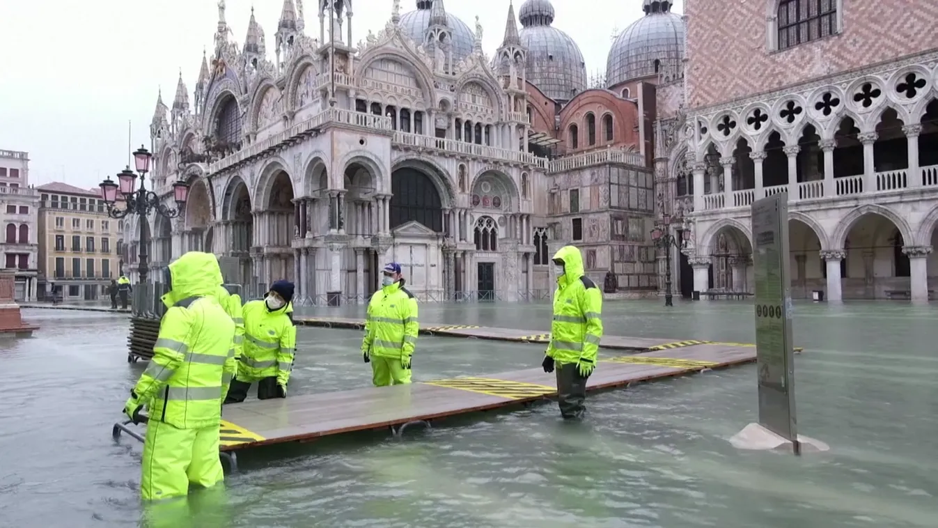 Víz alatt Velence egy része