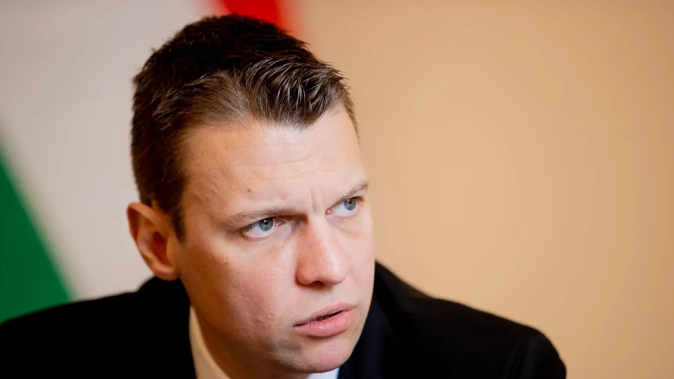 Menczer Tamás: maradunk a béke mellett