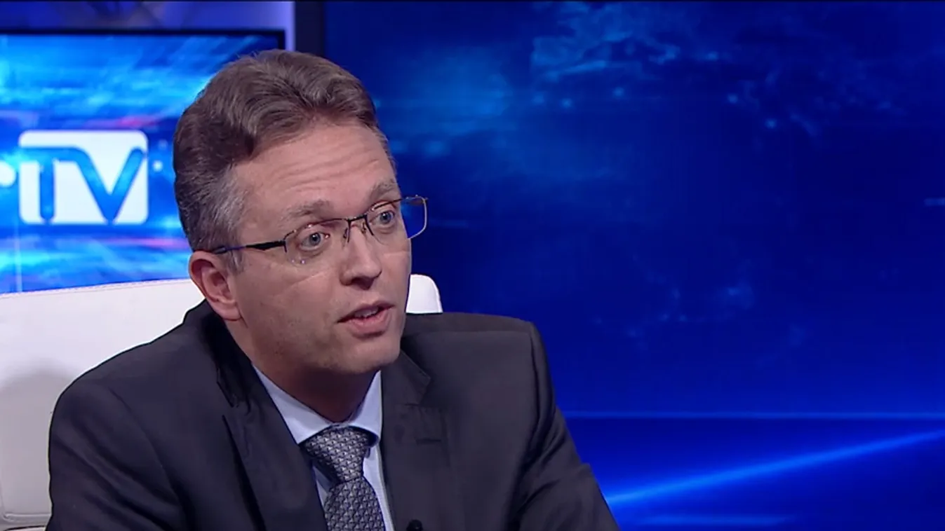 A kormány 2010 óta eddig 13 alkalommal kérte ki az emberek véleményét + videó