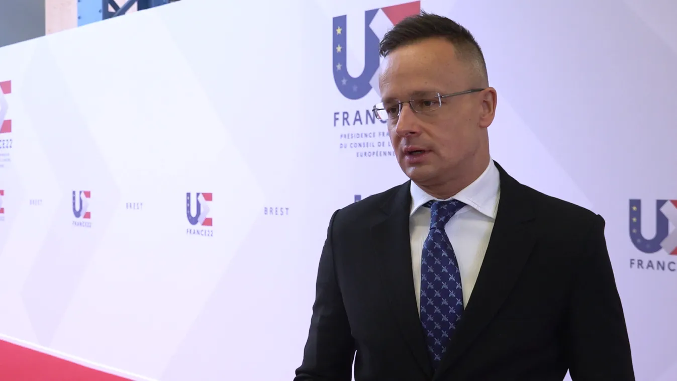 Szijjártó Péter: Az EU-nak változtatni kell az elhibázott Afrika-politikáján