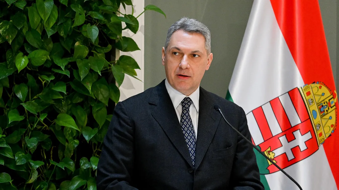 Lázár János: Ha nem jól sikerül az utazás, akkor tisztában vagyunk a felelősségünkkel + videó