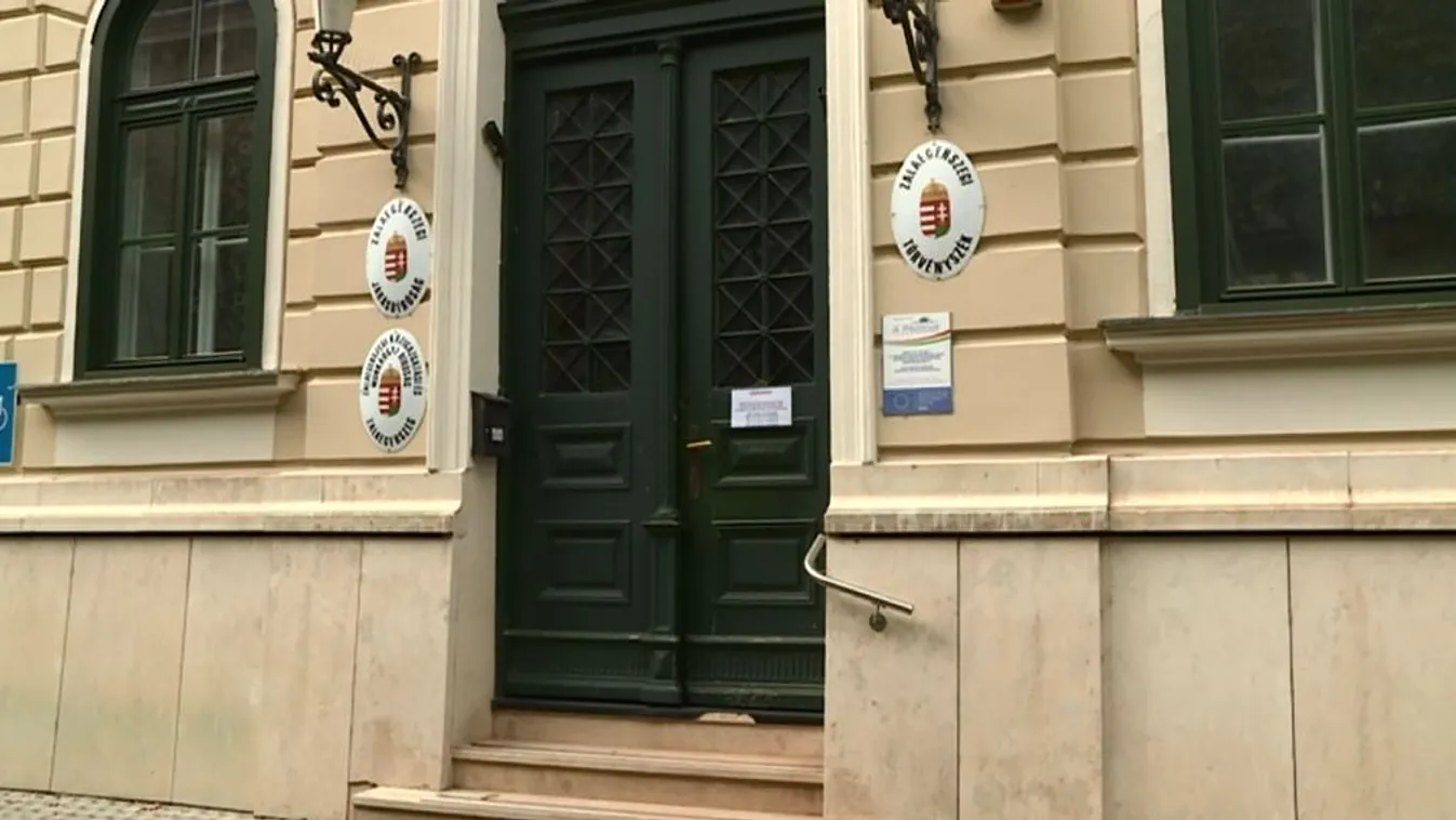 Elnapolták a magát jósnőnek kiadó férfi perét