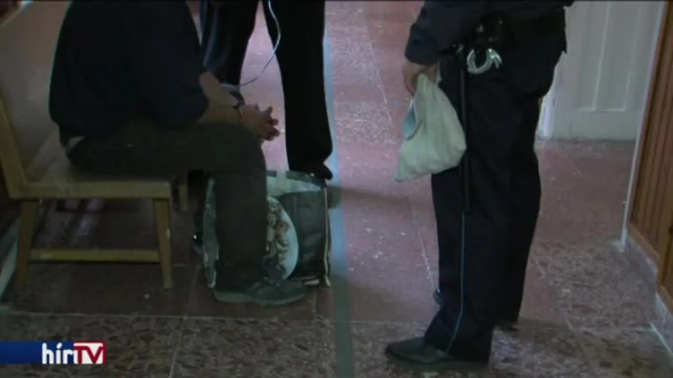 A vita végén leszúrt az anyját