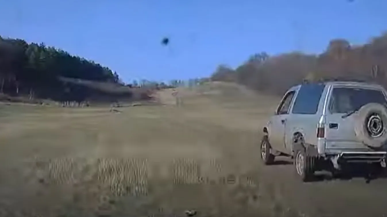 Áthajtott a rendőrön