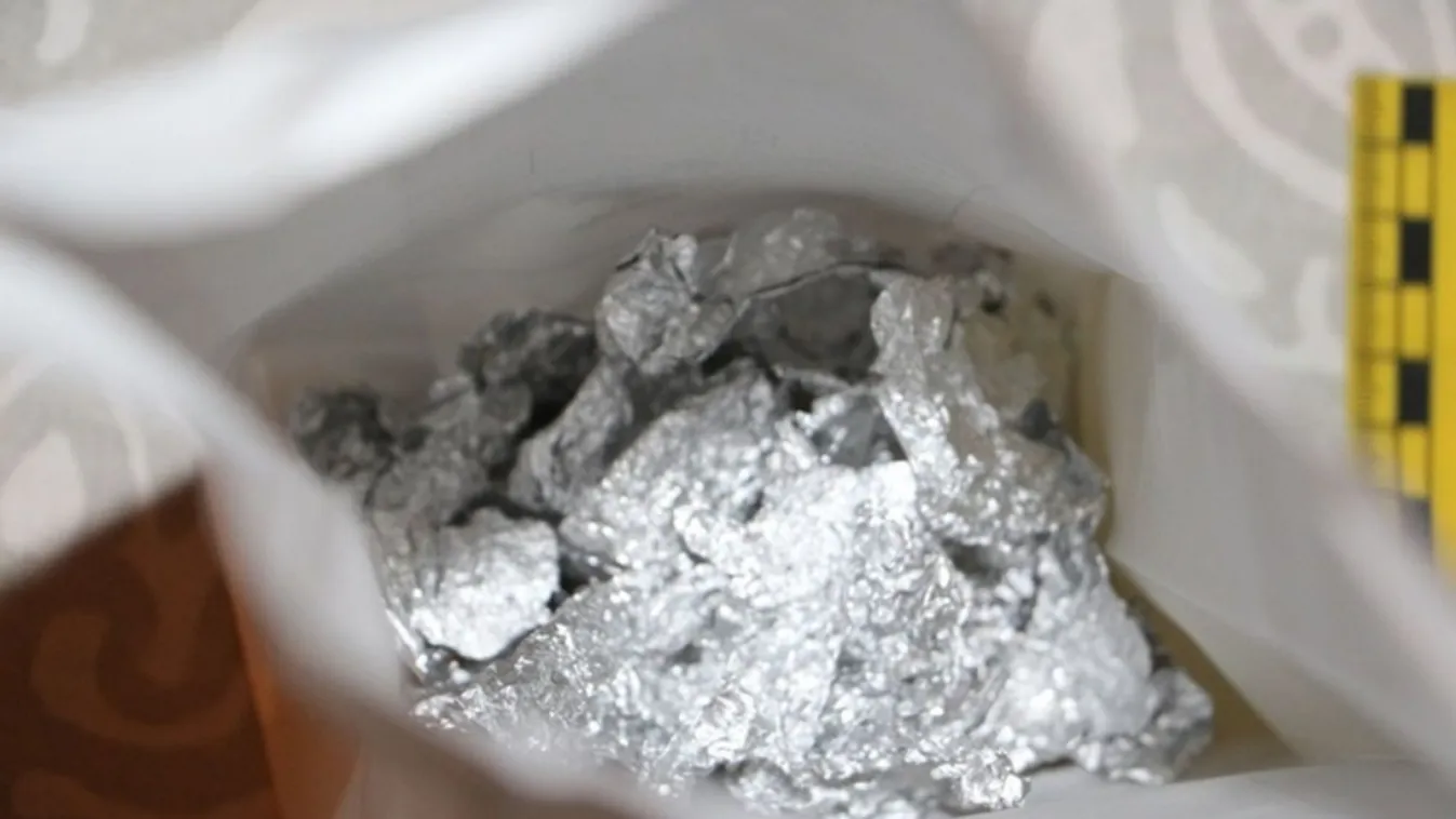 Lezárt ügy: Új pszichoaktív anyaggal kereskedtek, a rendőrök elfogták