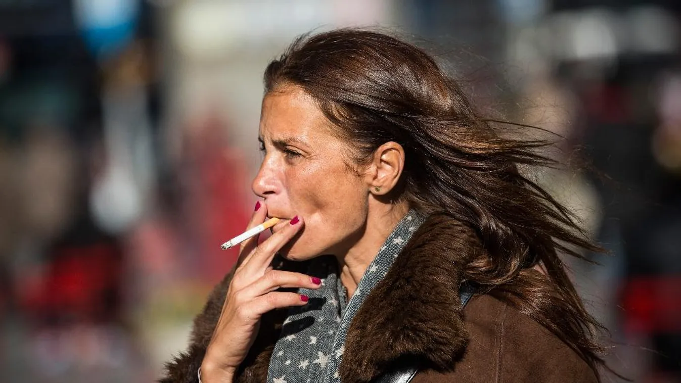 Törvénysértést követ el, aki az interneten rendel dohányterméket