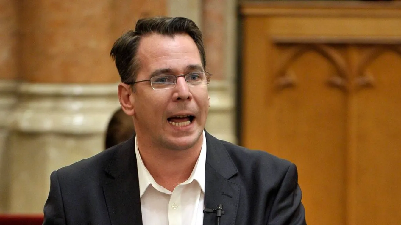 Mirkóczki élcelődött a holokauszton