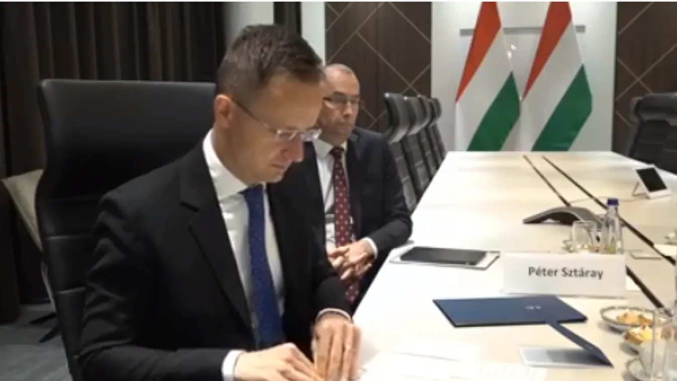 Szijjártó: A visegrádi négyek szerint szoros, stratégiai jellegű együttműködésre van szükség Törökországgal