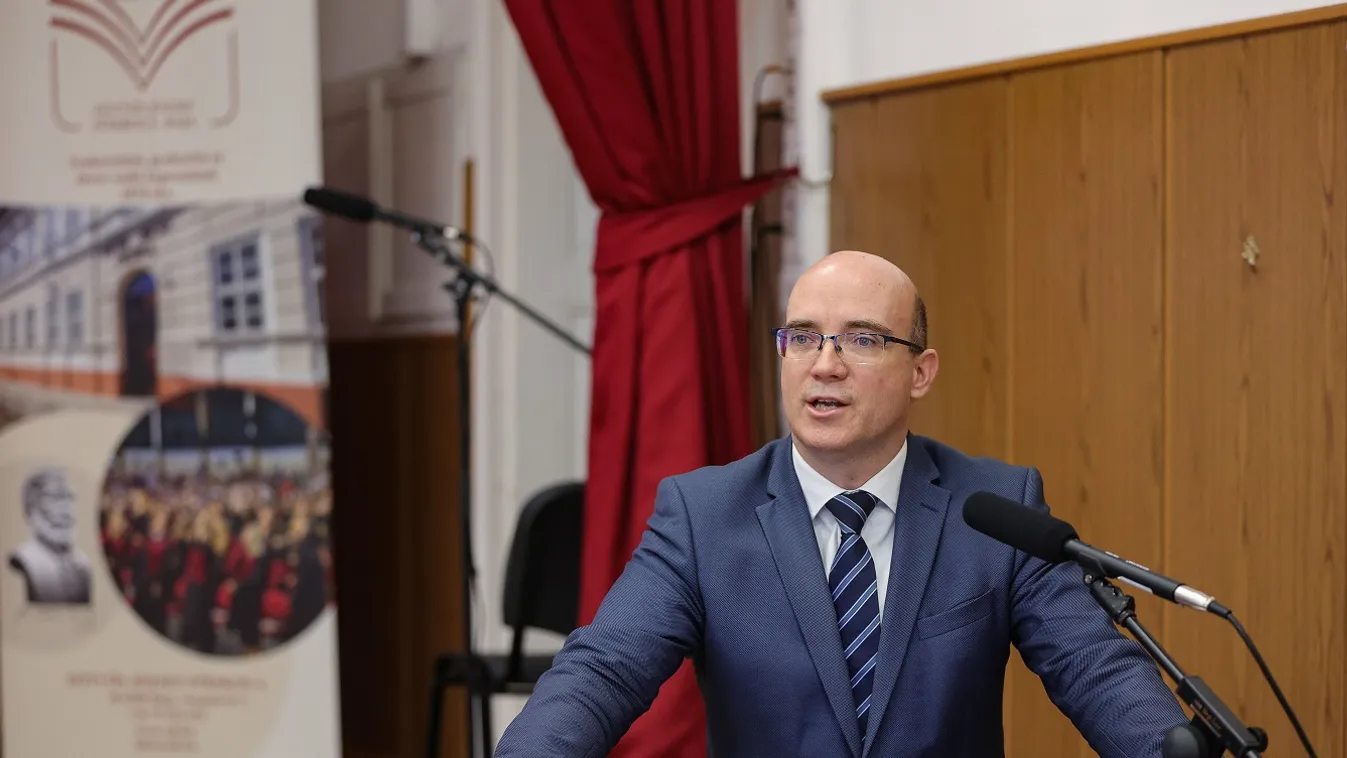 Maruzsa Zoltán: egyre vonzóbb a tanári pálya