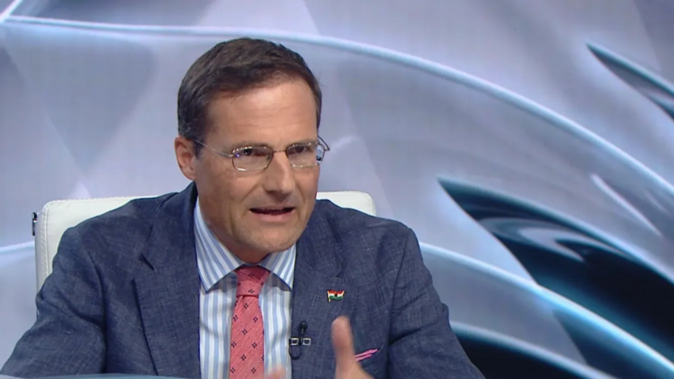 Gyöngyösi Márton volt az egyetlen magyar ellenzéki, aki nemmel szavazott