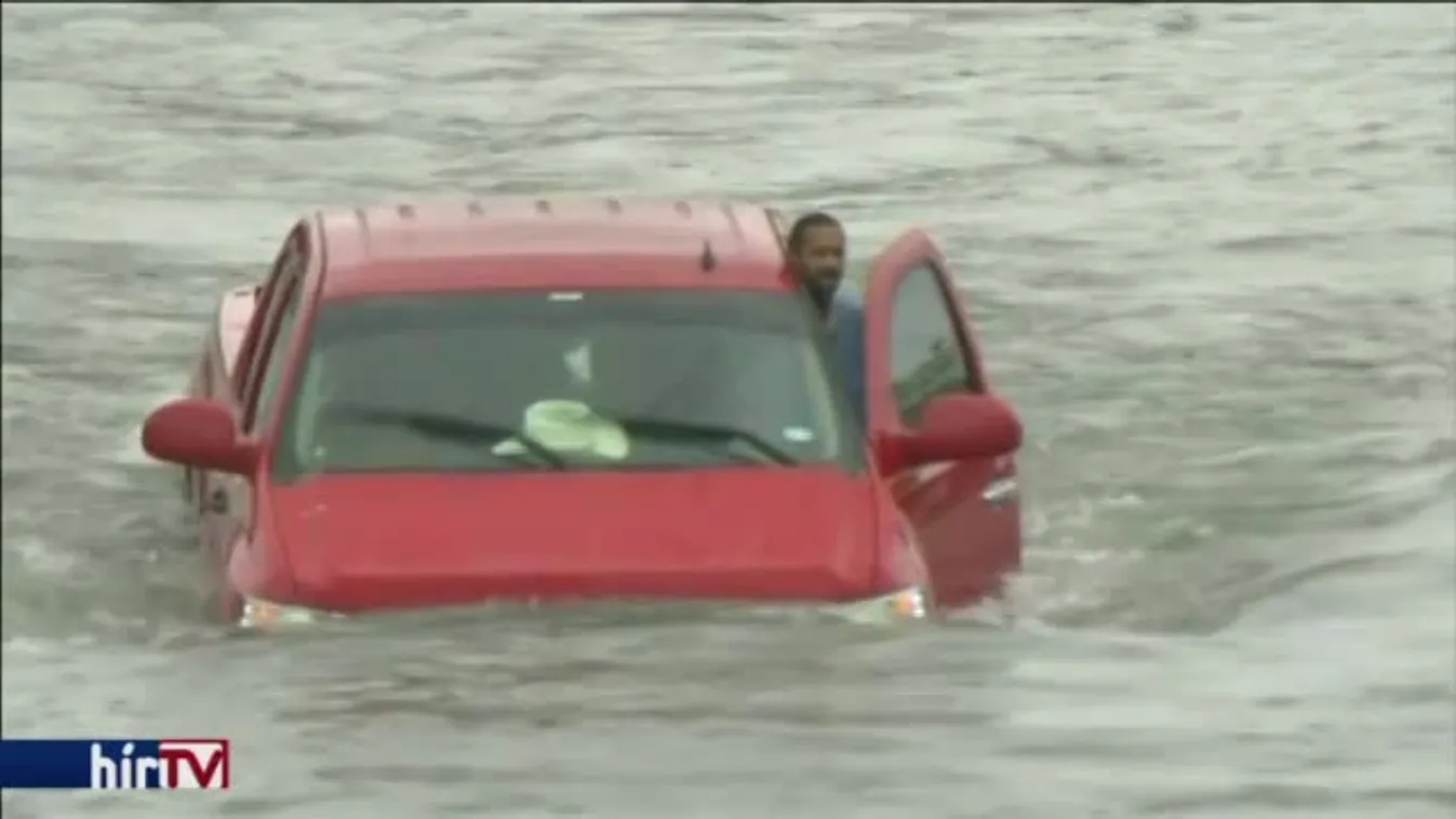 Tovább pusztít a Harvey hurrikán