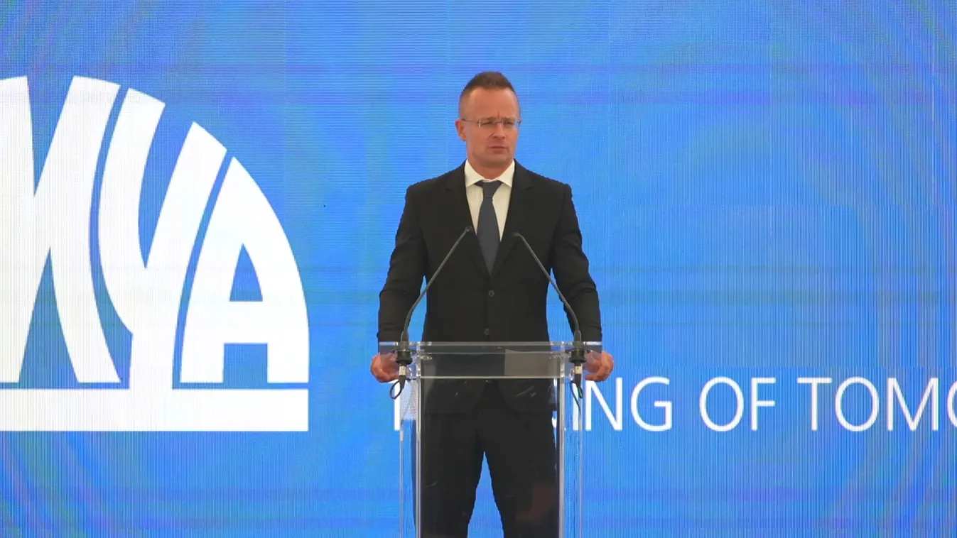 Szijjártó Péter: Töretlen a nemzetközi vállalatok bizalma Magyarország, a magyar gazdaság iránt