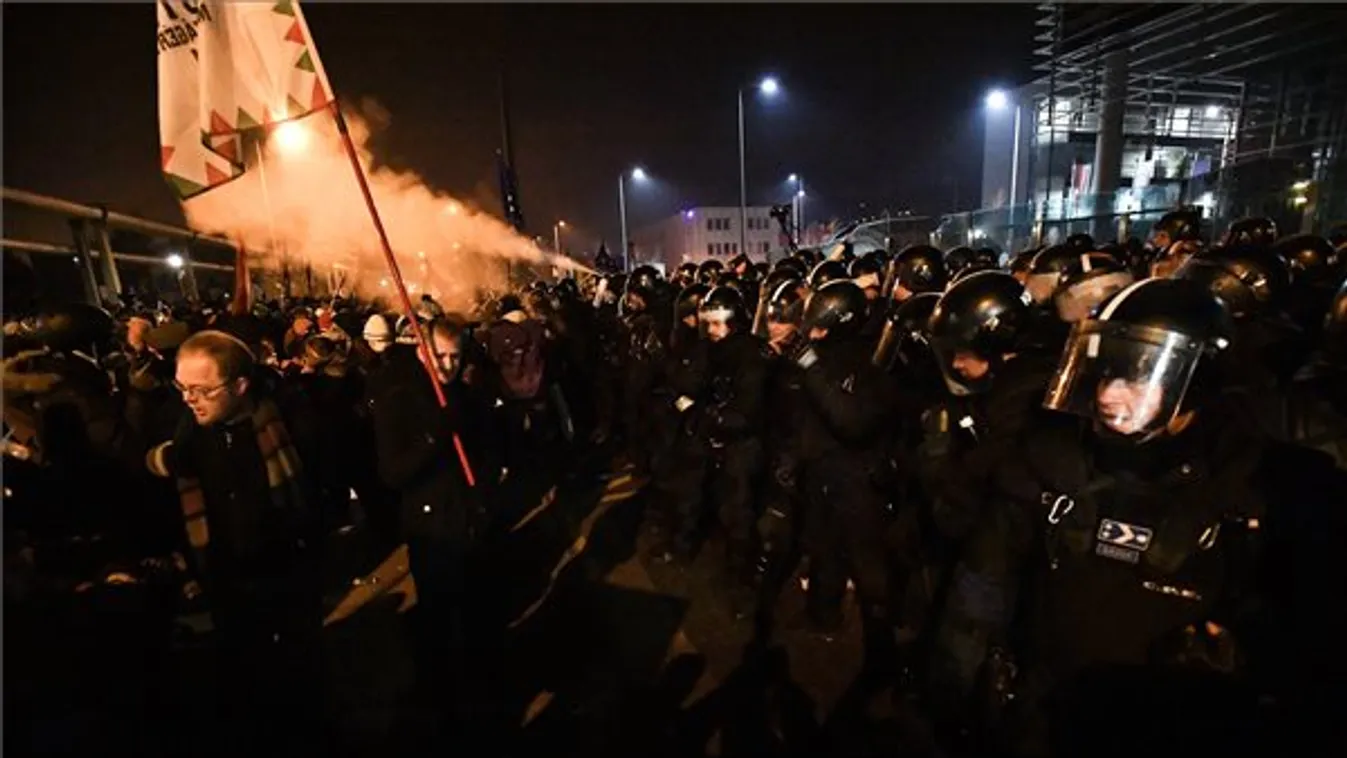 Hadházyt és Szélt eltávolították az MTVA székházából