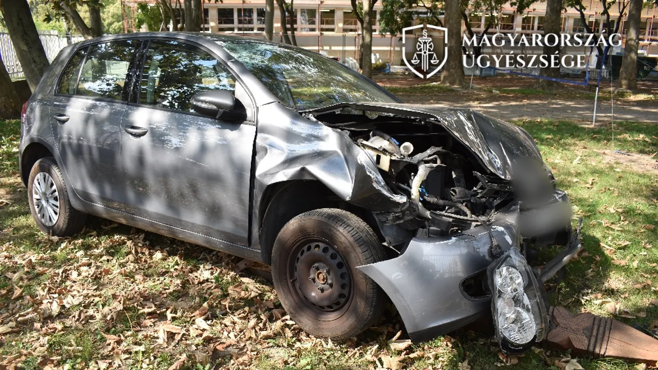 Ittasan karambolozott, majd menekülés közben iskolaudvarra hajtott