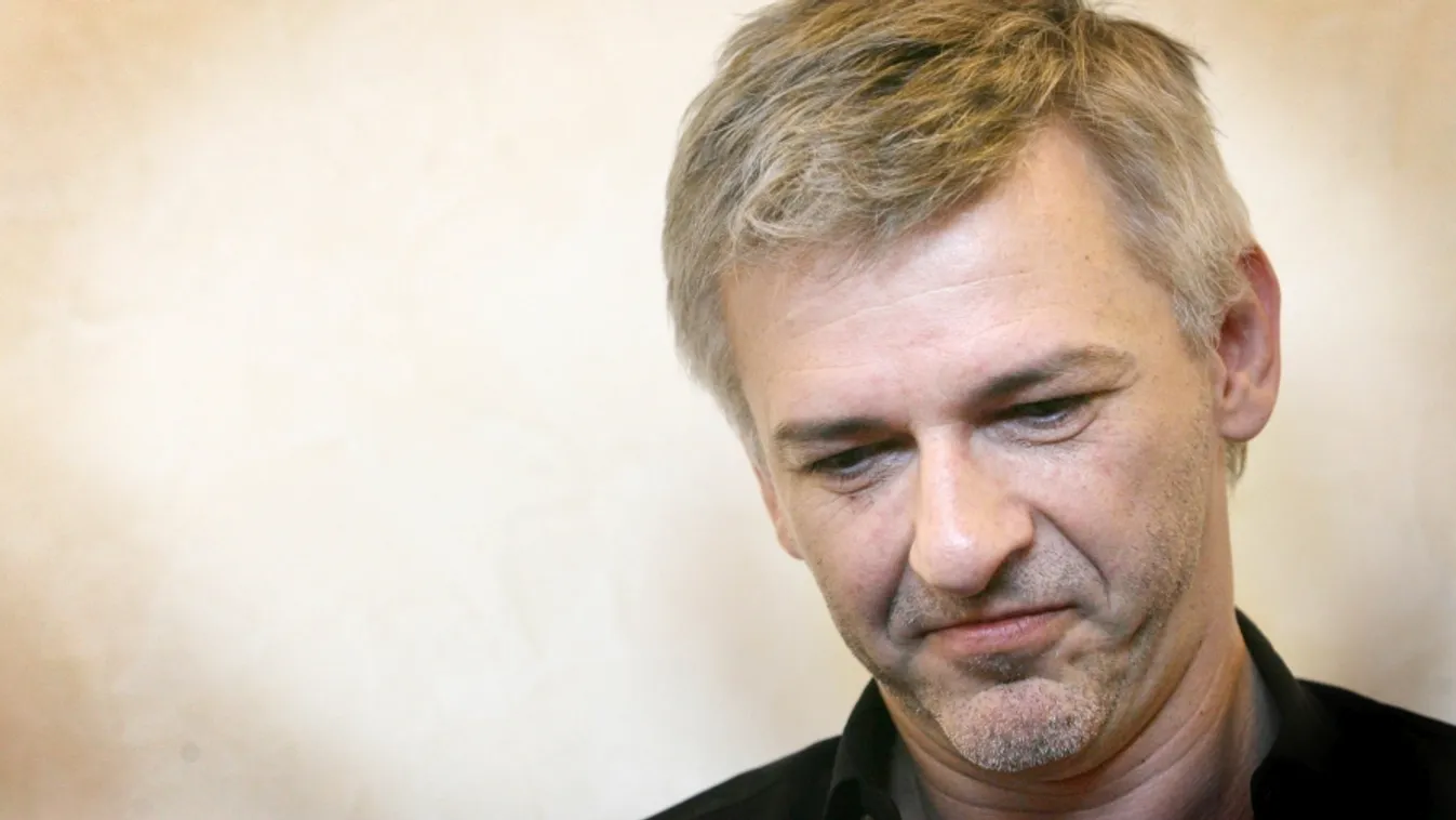 Alföldi: Nem juthatunk el odáig, hogy büntetést kapnak, mert ki merik nyitni a szájukat