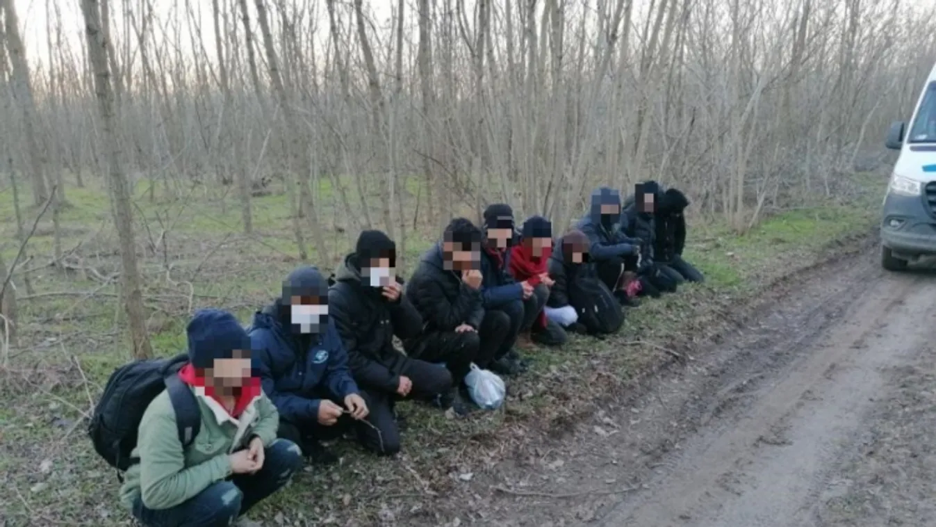 Illegális migránsokat tartóztattak fel Csongrád-Csanád megyében