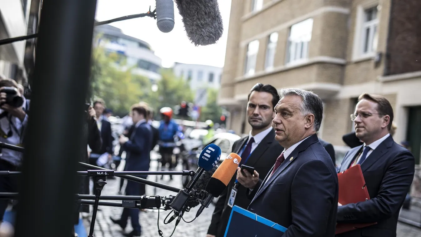 Orbán: Harcban állunk, de jól állunk
