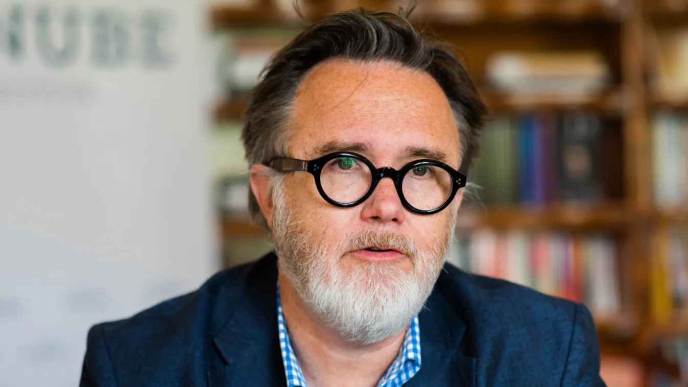 Rod Dreher: Orbán népszavazását más V4 ország is követheti