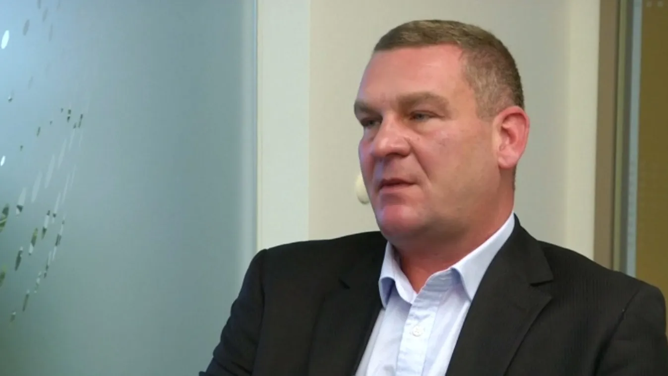 Botka kiteheti Molnár Zsoltot a listáról