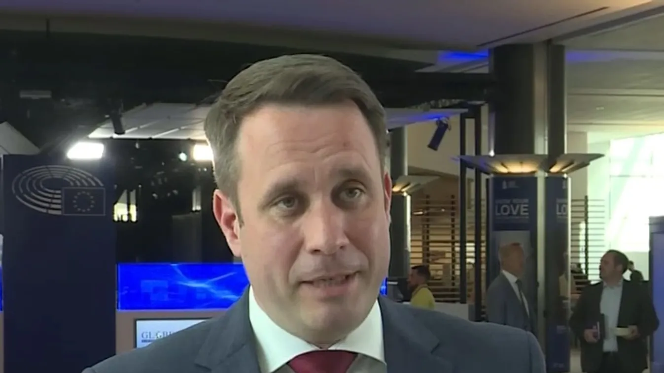 Dömötör szerint a Tisza párt letagadja, hogy Brüsszelben mindent megszavaznak + videó